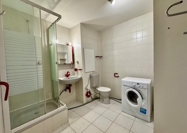 Prenájom  - Pekný veľký 1 izb. byt po rekonštrukcii