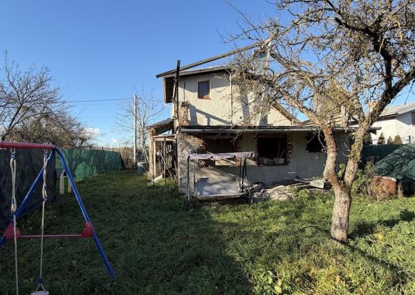 Na predaj pozemok a stavba v obci Ďurkov neďaleko Košíc