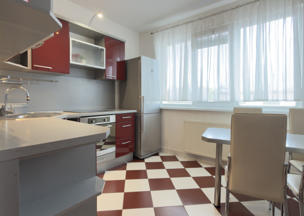 ZNÍŽENÁ CENA - 2 izbový byt, Popradská, Košice – Západ
