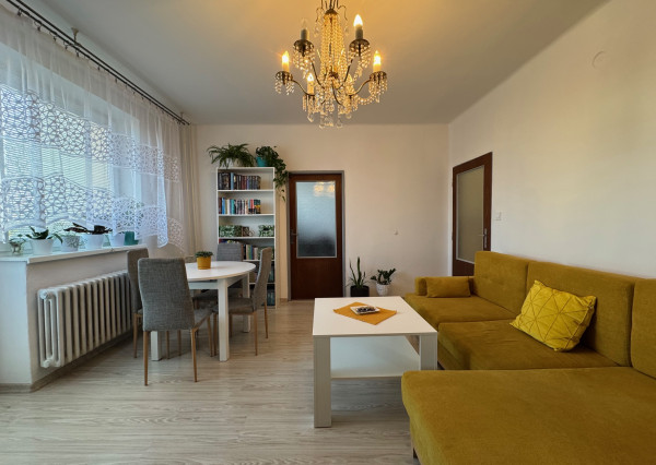 Predaj - pekný a útulný 2 izbový byt,  Čsl. armády, Trebišov