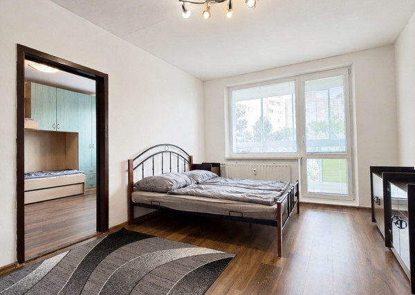 PRENÁJOM 2 izbový byt, Jegorovovo námestie, Košice