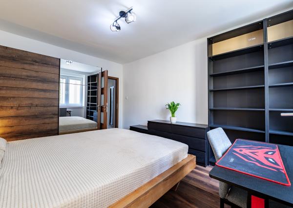 Prenájom 3 izbový byt Košice Staré mesto Jilemnického