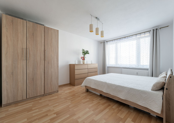 Predaj  priestranný 3 izbový byt loggia  Košice IV. MČ JUH