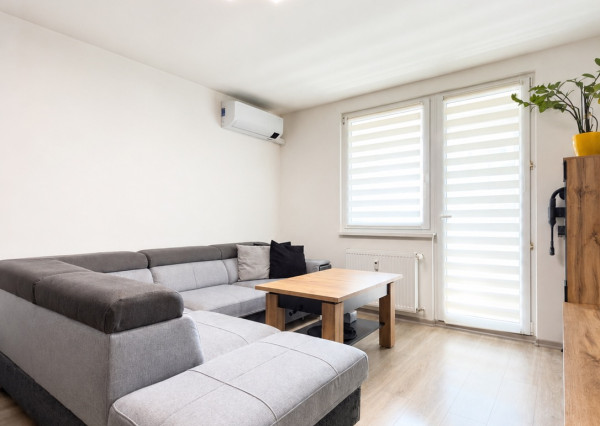 NA PREDAJ - 2 izbový byt s loggiou, Lomená, Košice