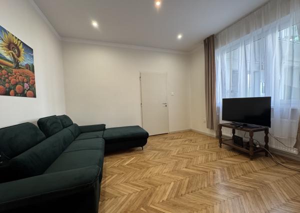Prenájom 2,5 izbový byt Košice I. Staré mesto  Baštová ticho
