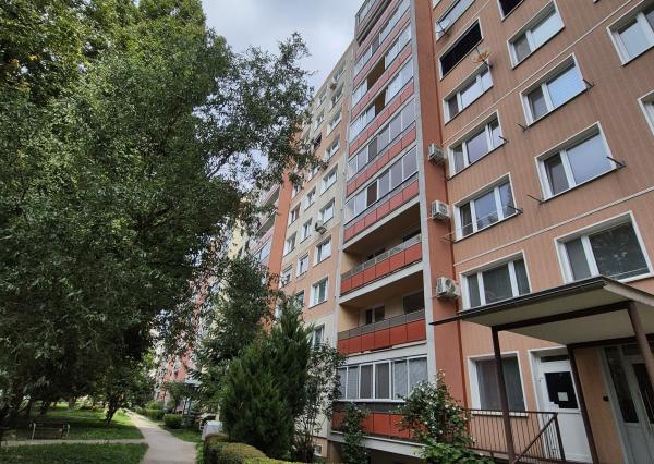 Prenájom 3 izb byt s LOGGIOU  Košice s. Nad Jazerom  NOVÝ