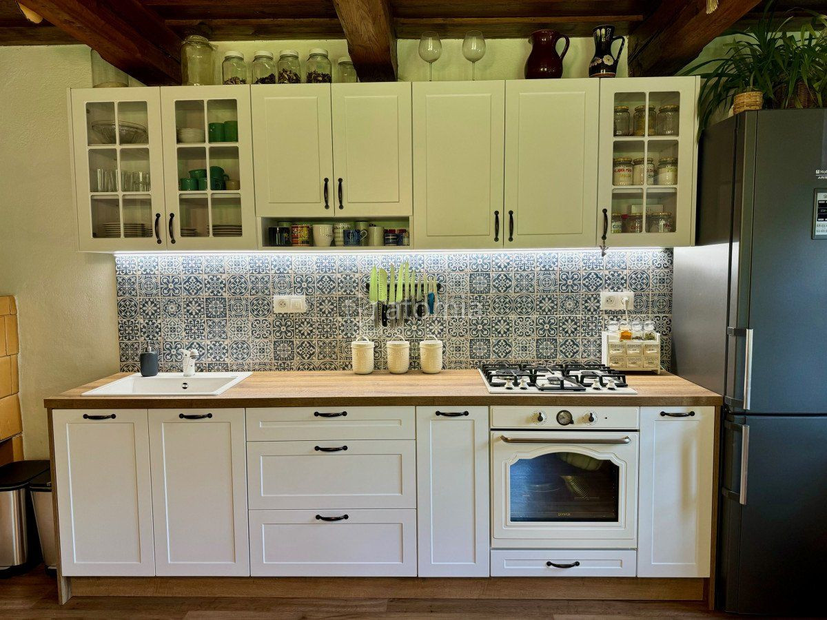 PREDANÉ !  Pekný vidiecky dom po rek.  Zlatá Idka