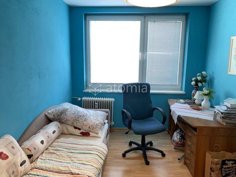 Na prenájom 3-izbový byt na Terase