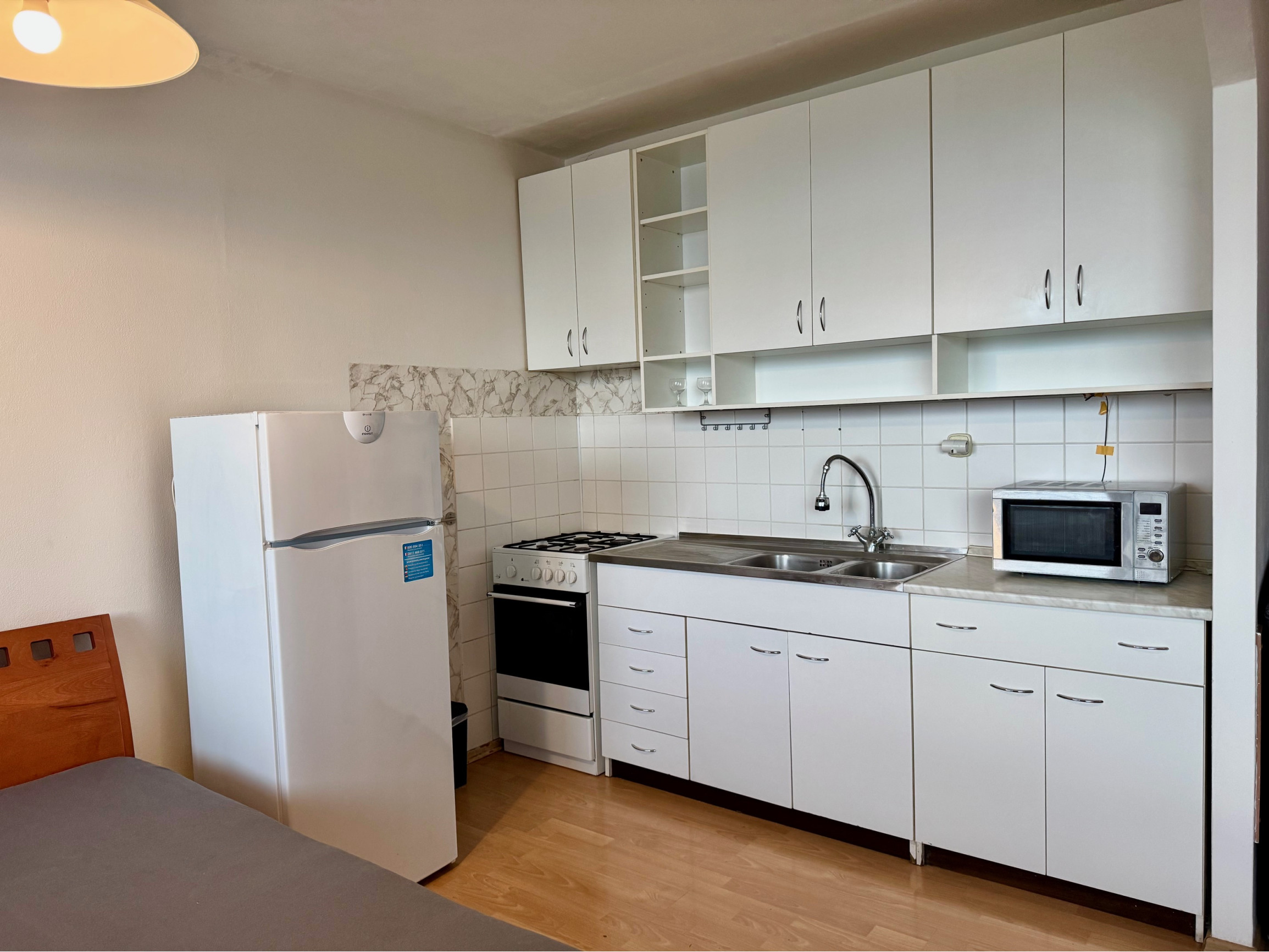 Prenájom  - Pekný veľký 1 izb. byt po rekonštrukcii