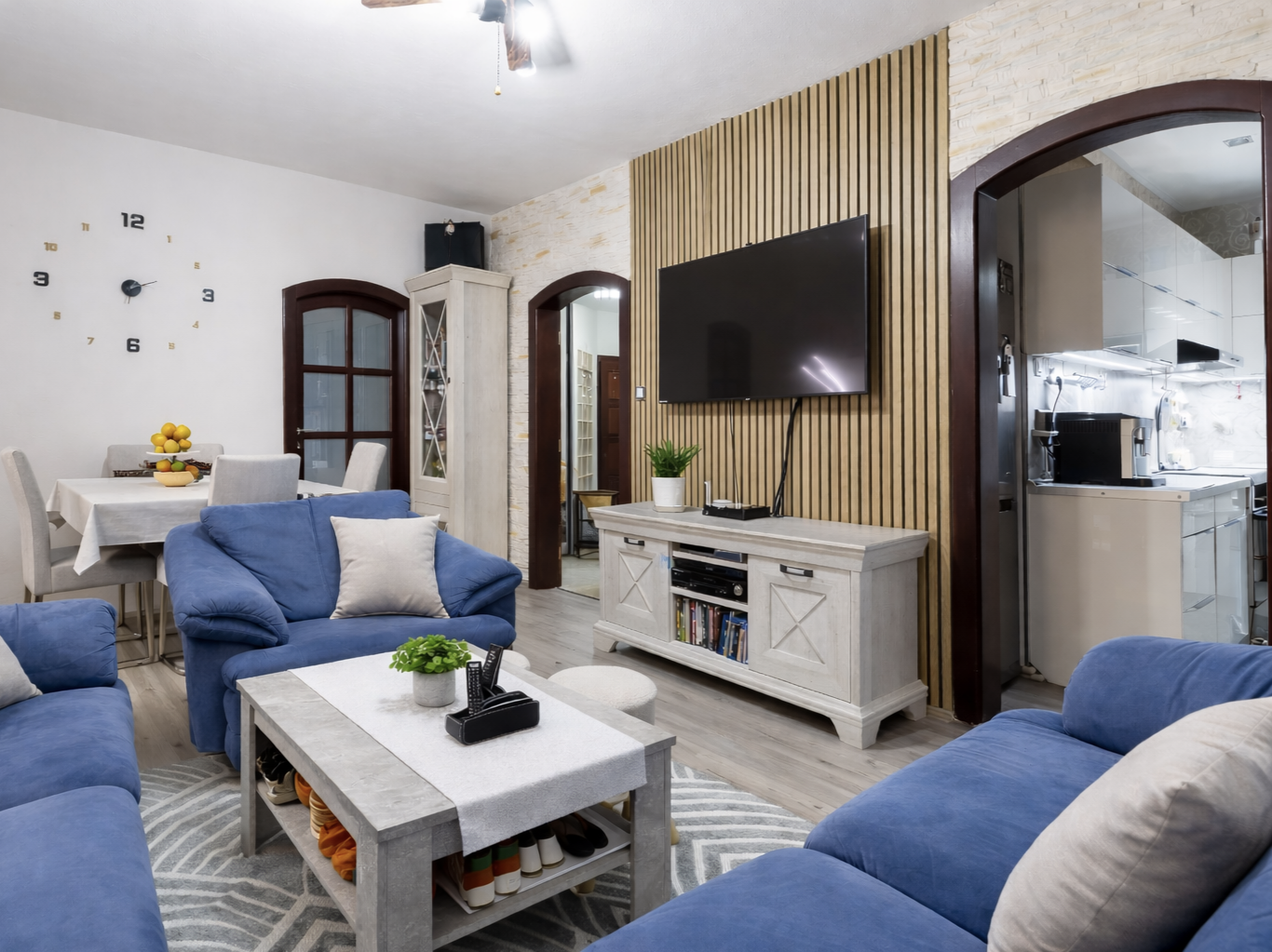 Na predaj 4-izbový byt Kpt.Jaroša nová rekonštrukcia