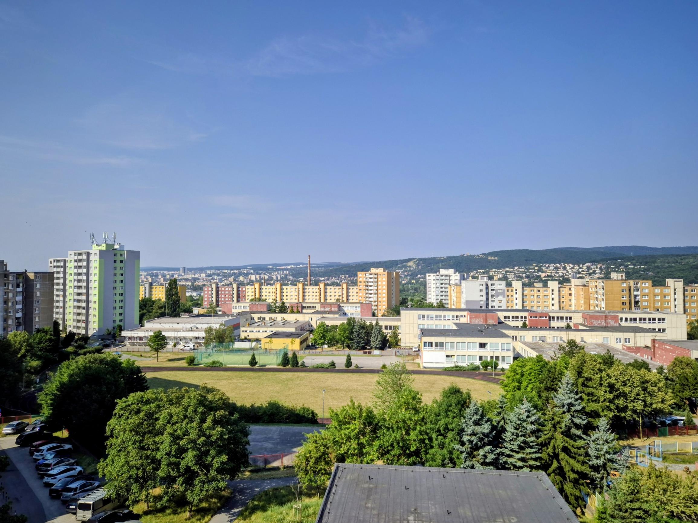 1,5 izb byt s LOGGIOU  Košice s.Ťahanovce NOVÝ, PEKNÝ VÝHĽAD