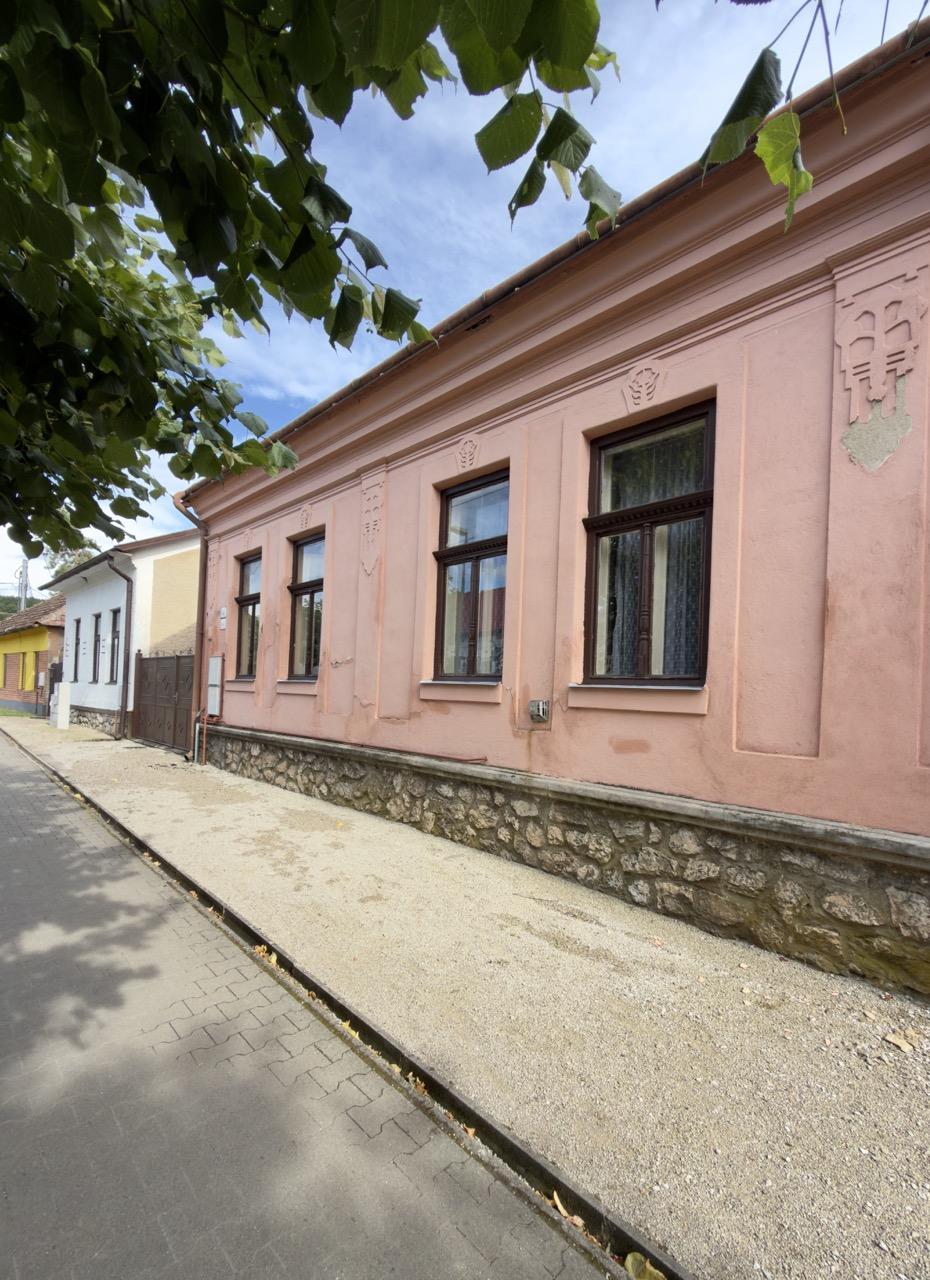 Rodinný dom so záhradou – Jasov, ul. Podzámok